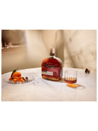 Picture of Woodford Reserve Double Oaked Kentucky Straight Bourbon Whiskey 70 cL