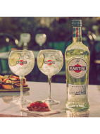 Picture of MARTINI Bianco Vermouth Aperitivo, 75cl